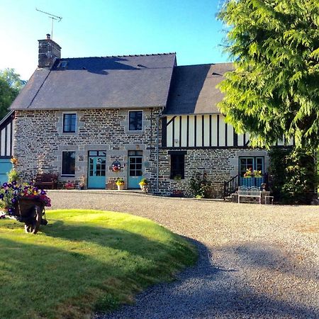 Maison Mai Or La Petite Maison Mai Or La Petite Grange Or All Three La Chapelle-Urée Buitenkant foto